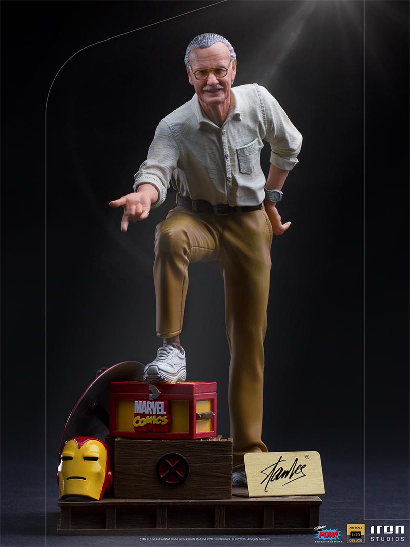 Iron Studios Marvel Stan Lee Deluxe Art Scale Statue